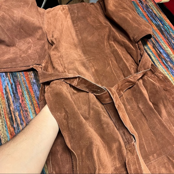 Made in Israel Full Suede Leather Garment by Beged-Or. - Picture 7 of 7